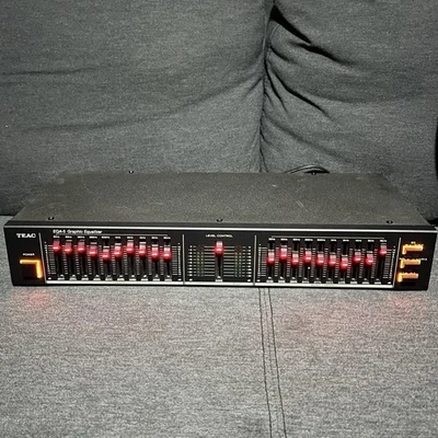 Equipo estéreo de audio de 10 bandas Teac Graphic Equalize EQA-5 Foto 1 de 4