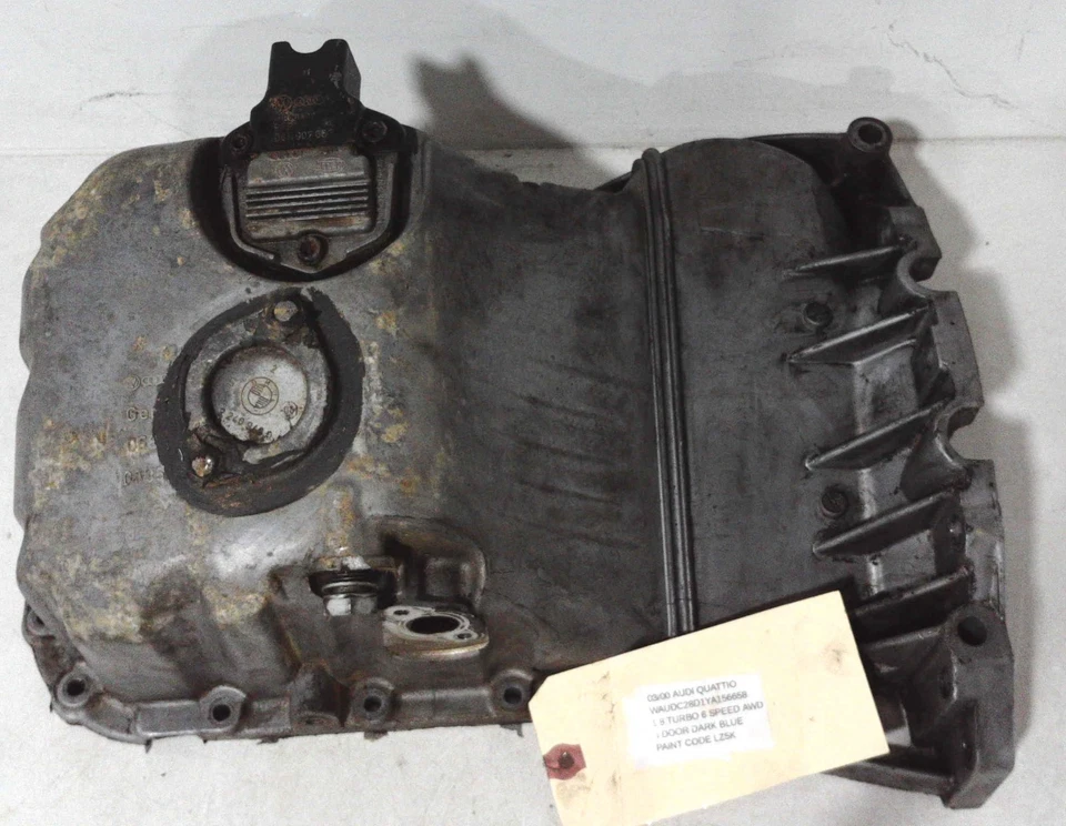  Audi A4 Quattro 2000 cárter de aceite del motor 1,8 turbo Foto 1 de 4