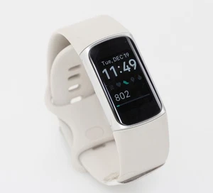 Fitbit Charge 6 Health And Fitness Tracker 40 Modes HR Steps Distance Cals Cream - Picture 1 of 2