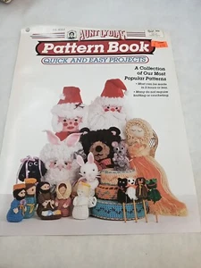 Aunt Lydia's Pattern no 551 Quick & Easy Projects Leaflet - Picture 1 of 2