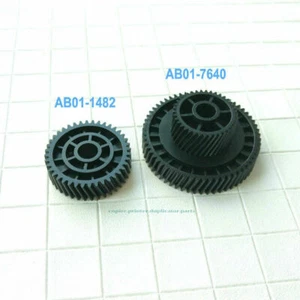 Kit ingranaggi azionamento motore AB01-7640 AB01-1482 adatto per Ricoh 2075 6000 7001 7500 - Foto 1 di 2