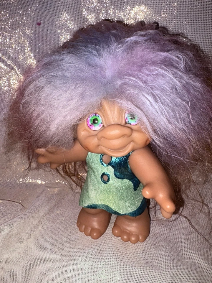 Dam Troll 6” Nueva Ropa de Cuero Ojos de Turmalina de Vidrio Sheephair Islandés Foto 1 de 4