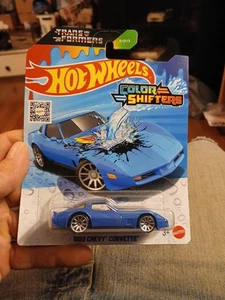 2025 HOTWHEELS COLOR SHIFTERS TRANSFORMERS 1980 CHEVY CORVETTE  NEW - Picture 1 of 3