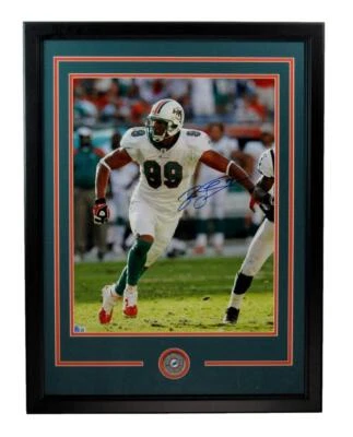 Foto firmada/automática de Jason Taylor de la corte 16x20 de los Miami Dolphins enmarcada Beckett 188790 Foto 1 de 3