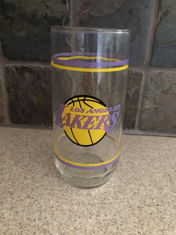 Vintage Los Angeles Lakers 14oz Tumbler Drinking Glass Mobil Promotion 1980 Cover