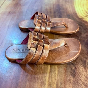 Sandalias Bedstu Yoli Tanga EE. UU. 6,5 Cuero Marrón Sin Cordones - Imagen 1 de 5