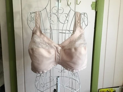 Breezies Soft Cotton Blend Wire-free Bra Size 46 C Plus Lace Moisture Wicking - Image 1 of 4