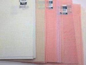 32 Lot Quick Count Needle Craft Plastic Canvas Sheets 10.5" x 13.5" + Smaller - Picture 1 of 5