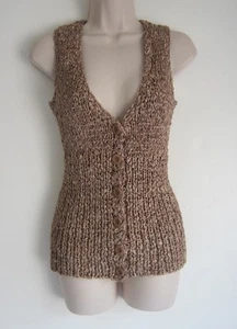 bebe CHUNKY KNIT V NECK BUTTONS FRONT SLEEVELESS CARDIGAN BROWN VEST SIZE M - Picture 1 of 12