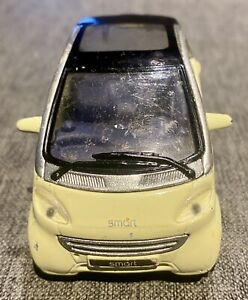 Smart City Coupe Maisto 1/33 Scale Diecast Cream/Silver Toy Car Model Well Used