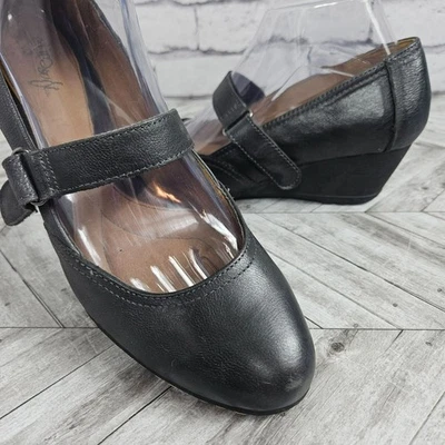 Lindos zapatos de cuña Euro Soft Mary Jane de cuero negro para mujer 8,5 usados tacón medio Foto 1 de 4