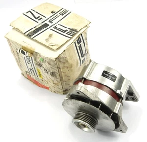 PORSCHE 924 944 Lichtmaschine 94460310801 Bosch 0120469559 Generator - Bild 1 von 4
