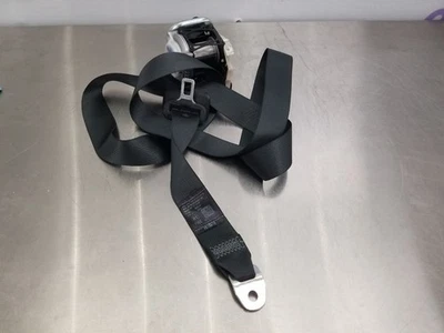 19 2019 TOYOTA CAMRY XSE REAR SEAT BELT RETRACTOR BLACK RIGHT PASSENGER Foto 1 de 4