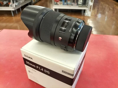 Sigma DG 35mm F/1.4 HSM Art Wide Angle Prime Lens for Canon - Image 1 of 4