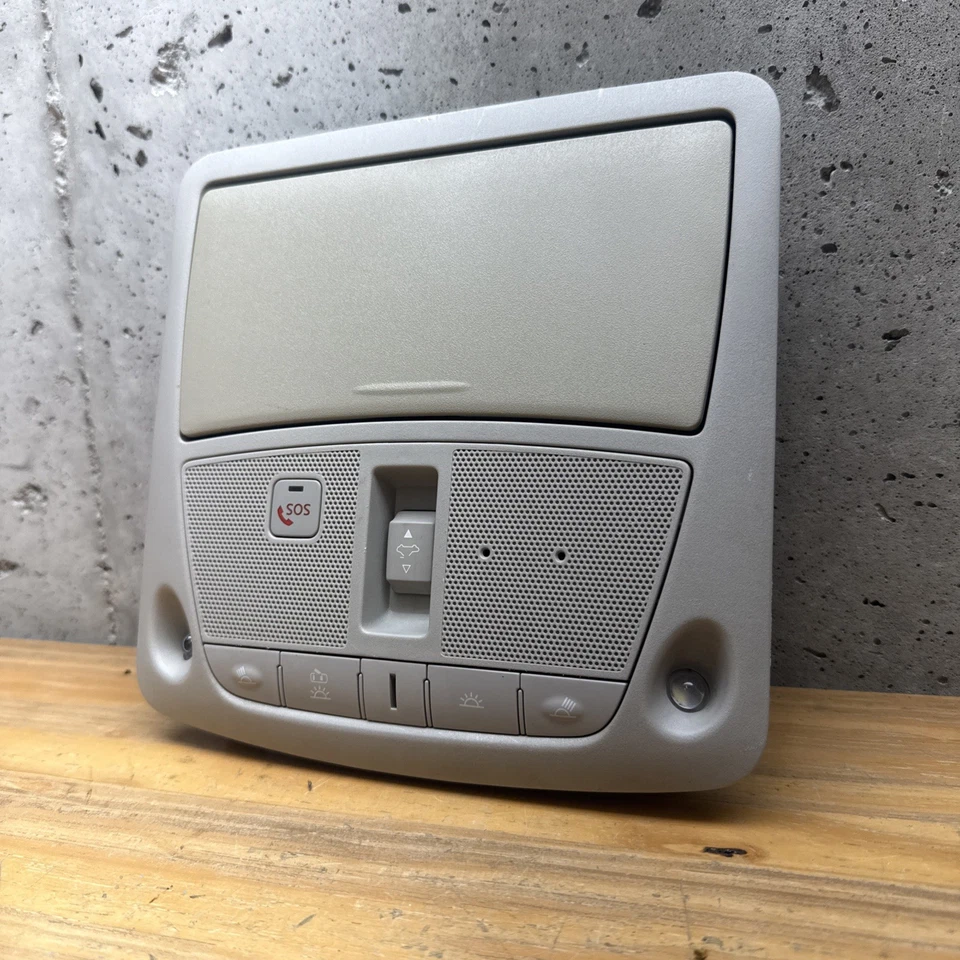 Nissan Pathfinder Altima Sentra 2013-2020 domo delantero luz consola lámpara techo corredizo Foto 1 de 4