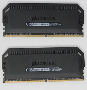 Corsair Dominator RGB 32 GB (2x16GB) CMT32GX4M2C3200C16 DDR4-3200 RAM (#26160) - Bild 1 von 2
