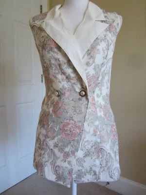 Colete Vintage Júnior Anos 90 Branco Floral Botões de Pérola Tamanho Pequeno - Imagem 1 de 4