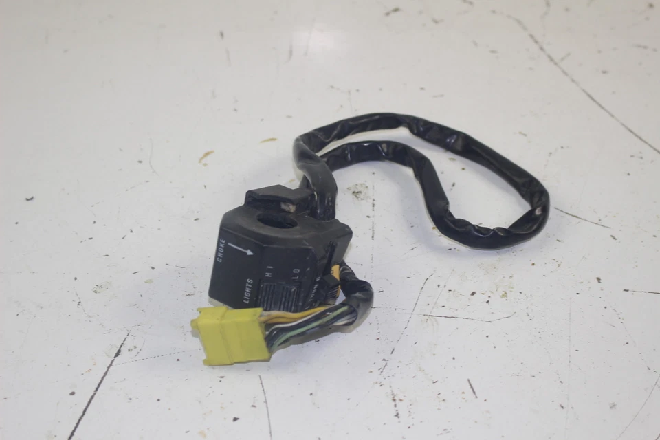 Suzuki GSXR750W 1994 clip izquierdo mango bocina señales interruptor interruptores Foto 1 de 1