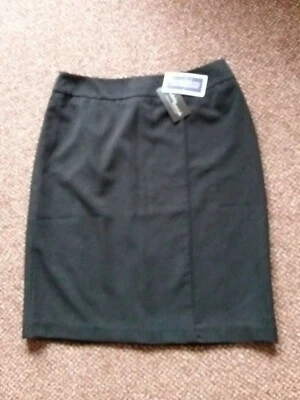 BNWT - WARDROBE ESSENTIALS - WOMENS BLACK FULLY LINED SKIRT - SIZE 16 - Image 1 of 4