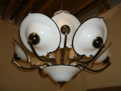 Lámpara de araña vintage de vidrio de Murano soplado a mano de 9 hojas... llamativa Foto 1 de 4