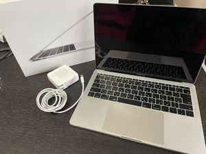 Apple MacBook Pro 13" Laptop 16GB RAM 256GB SSD Fast Performance Used - Afbeelding 1 van 9