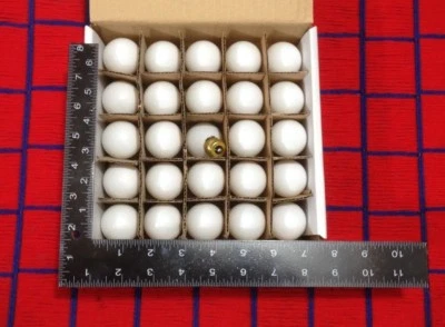 box 25 new ROUND white C9 Christmas string S11 LIGHT BULB 10S11 /N 130V sign 10w - Image 1 of 4