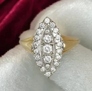 White Topaz Boat Ring 9ct Gold 3.7grams -Size O - Picture 1 of 5