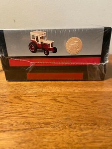 Ertl 1994 IHC 66 Series IHC'S 5,000,000th IH Tractor with Collector's Coin NIB - Picture 1 of 9