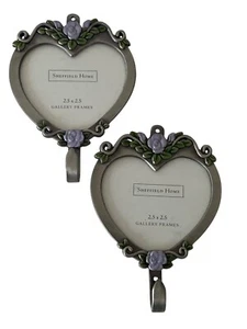 Marco de fotos Sheffield Home corazón con gancho diseño floral de metal de 2,5" x 2,5" - Imagen 1 de 9