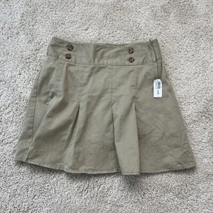 Old Navy Girls Uniform Skorts XL 14 Skirt Shorts Kaki Brown Pleated NWT - Picture 1 of 10