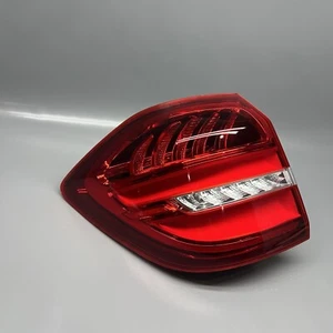MERCEDES BENZ GLS450 TAIL LIGHT LEFT DRIVER GLS550 LED 2017 2018 2019 OEM - Picture 1 of 6