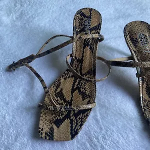 Schutz Womens Ameena Snake Se/honey Slingback Loop Heel Sandals Shoes Size 10B - Picture 1 of 6