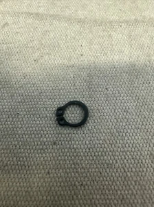 Anillo de retención Husqvarna, original OEM 735311200 - Imagen 1 de 1
