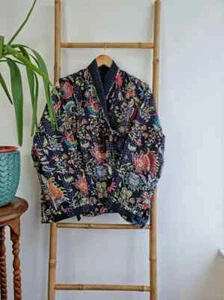 Giacca Kantha indiana fatta a mano, morbido cotone Kantha giacca trapuntata accappatoio kimono - Foto 1 di 7