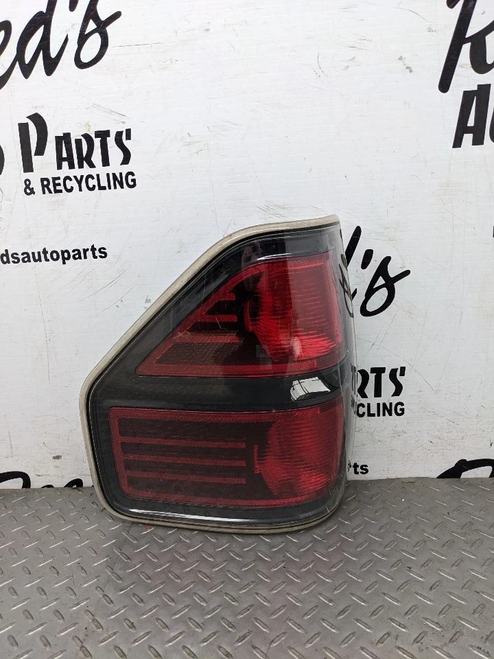 Задний пассажирский фонарь Styleside из черного дерева подходит для пикапа FORD F150 10-14 1116100 - Изображение 1 из 4