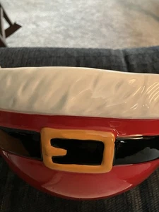 Cuenco de cerámica Navidad 10” X 5” tradiciones navideñas  - Imagen 1 de 4