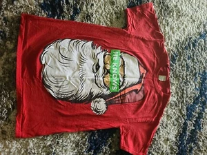 Santa Claus HE KNOWS - red short sleeve t shirt - Dec. 25th size Small - Picture 1 of 4