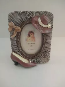2x3" picture frame Victorian hat and high heel shoe on frame sweet memories - Picture 1 of 3