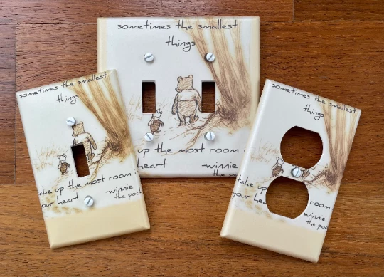 Clássico Winnie the Pooh interruptor de luz tampa berçário às vezes o menor - Imagem 1 de 4