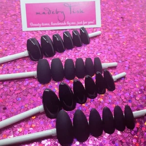 Ready To Wear - Black Out | Jet Black | Coffin or Stiletto Press On Nail Set - Picture 1 of 7