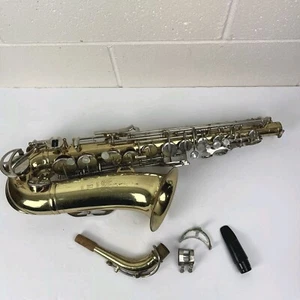 King Cleveland 613 Alto Saxophone - Picture 1 of 23