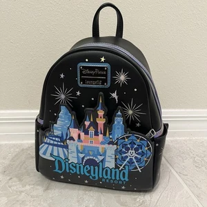 Disneyland Disney Park Icons Loungefly Mini Rucksack Schwarz Feuerwerk Neu ohne Etikett - Bild 1 von 8