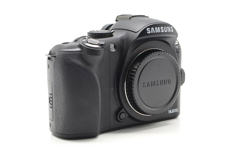 Samsung NX11 14.6MP NX Mount Digital Camera Body - Image 1 of 1