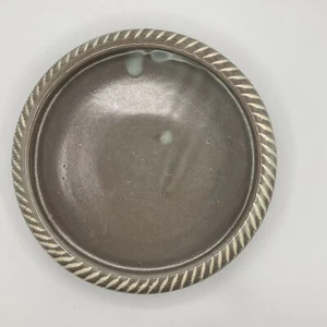 Art Pottery Low Vase Gray with White - Picture 1 of 5