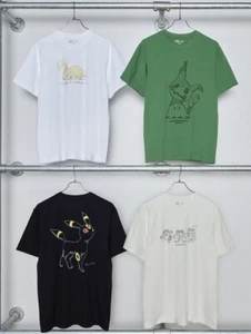 T-shirt grafica UNIQLO Pokemon UT 2025 Giappone 4 colori taglia XS - 4XL NUOVA Pikachu - Foto 1 di 27
