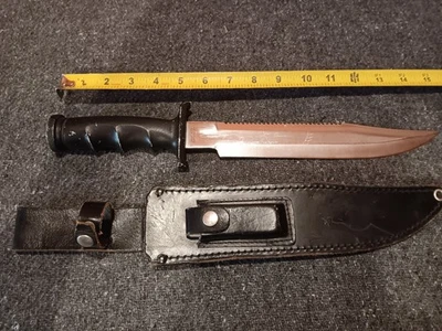 Cuchillo de supervivencia Valor Miami EE. UU. 440 de acero inoxidable hecho en Japón con funda de cuero Foto 1 de 4