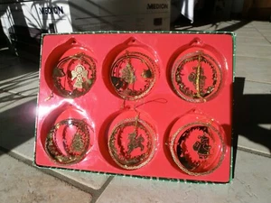 6 Goldene Anhänger für den Weihnachtsbaum - Bild 1 von 1