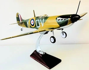 Supermarine Spitfire Mk.I RAF Royal Air Force Collectors Model Scale 1:20 45cms - Picture 1 of 12