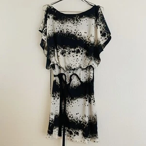 NWT Jessica Simpson Christina Print Black White Watercolor Tunic Dress Size 4 - Picture 1 of 9