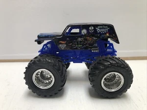 Hot Wheels MONSTER JAM Sonuva Digger with EDGE GLOW chassis - Picture 1 of 5